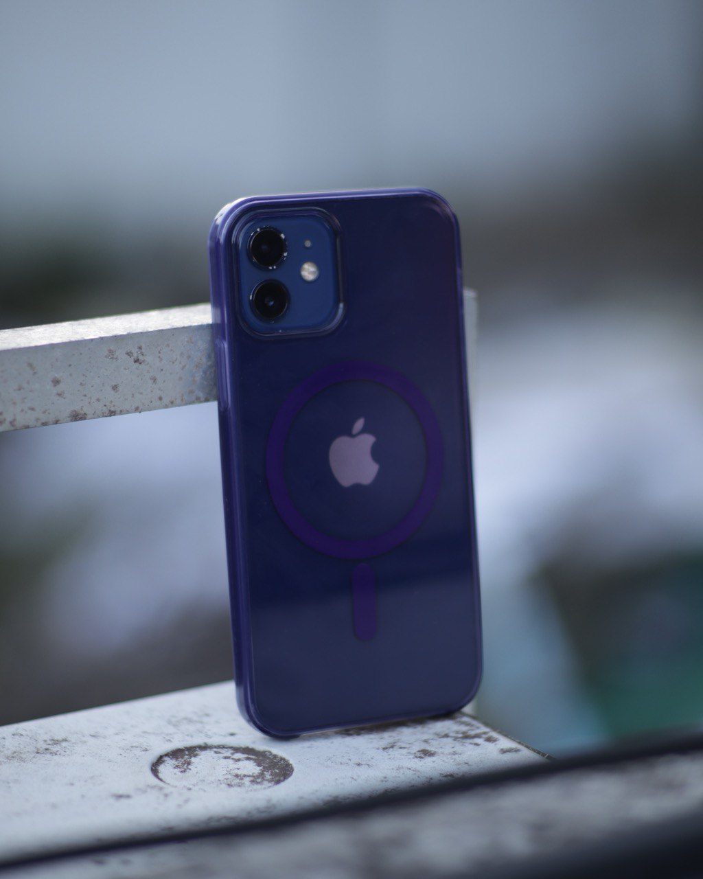 PURPLE MAGSAFE CASE